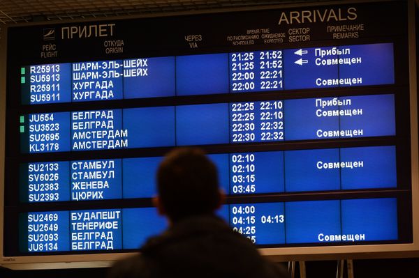 Россия приостанавливает полеты в Египет Россия приостанавливает полеты в Египет