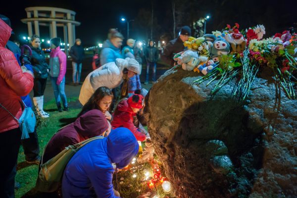 Акция памяти жертв крушения А-321 в городах России Акция памяти жертв крушения А-321 в городах России