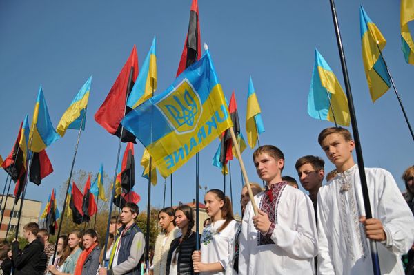 Мероприятия в честь годовщины создания УПА на Украине Мероприятия в честь годовщины создания УПА на Украине