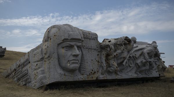 Мероприятия на Саур-Могиле в ознаменование 72-й годовщины освобождения Донбасса от немецко-фашистских захватчиков