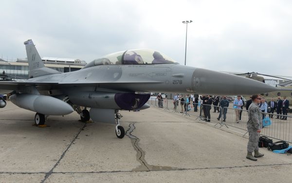 Открытие международной выставки Paris Air Show Le Bourget 2015