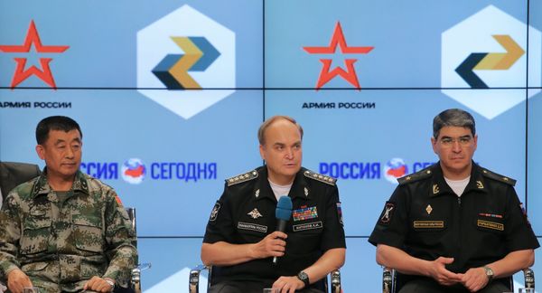 Пресс-конференция заместителя министра обороны Российской Федерации Анатолия Антонова