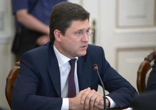 Президент России В.Путин провел совещание с членами правительства РФ