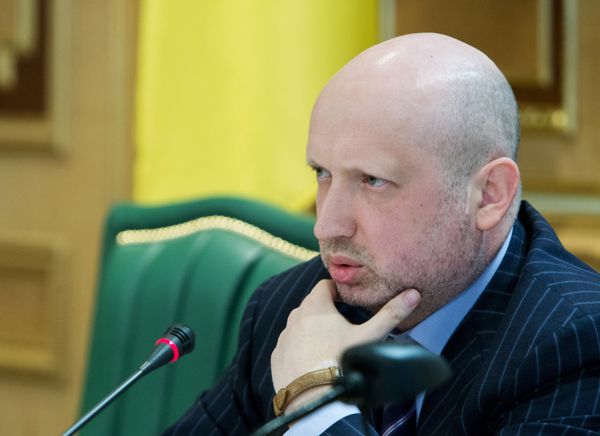 А.Турчинов провел совещание в Киеве с главами областных администраций