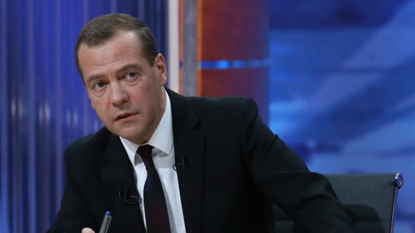 Интервью премьер-министра РФ Д.Медведева пяти российским телеканалам