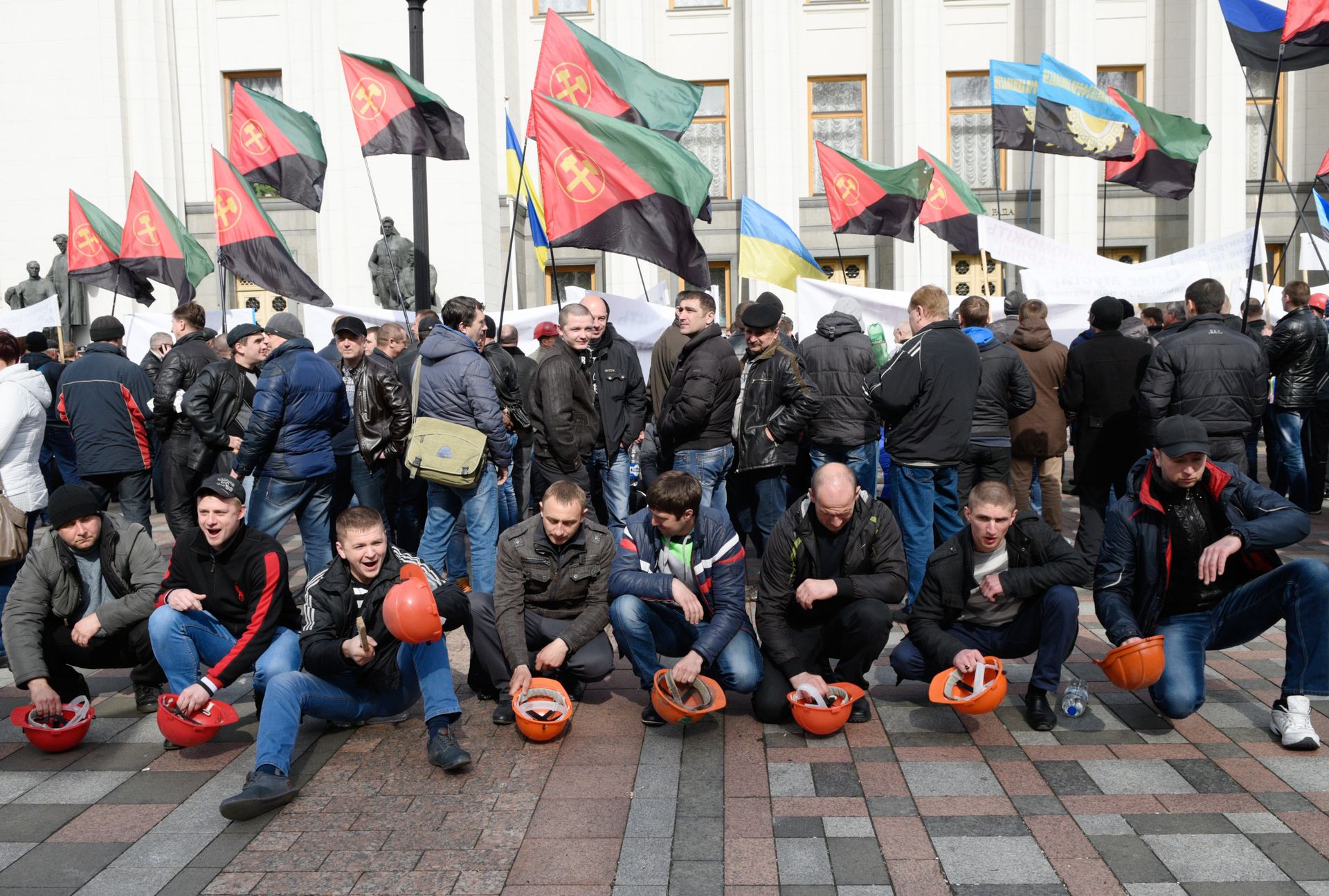 Митинг шахтеров у здания Верховной рады Украины - РИА Новости, 1920, 25.02.2021