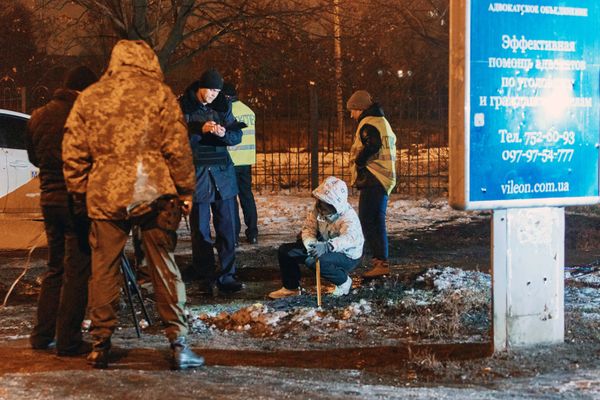 Последствия взрыва у здания Московского районного суда в Харькове