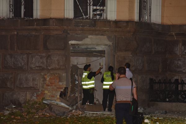 Взрыв прогремел у здания СБУ в центре Одессы Взрыв прогремел у здания СБУ в центре Одессы