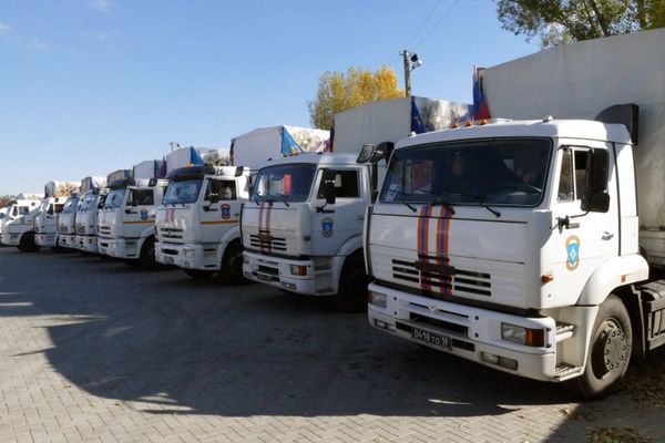 Гуманитарный конвой из России прибыл в Донецк Гуманитарный конвой из России прибыл в Донецк