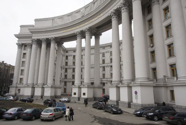 Здание Министерства иностранных дел Украины в Киеве