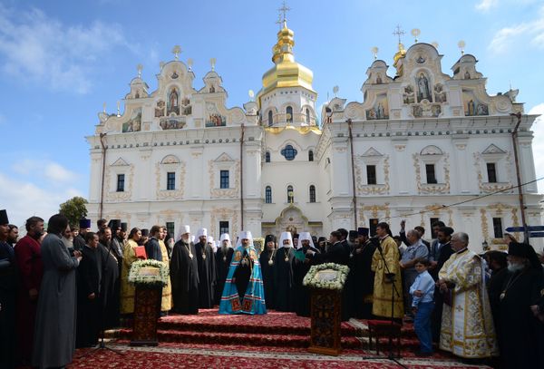 Интронизация нового предстоятеля Украинской православной церкви Московского патриархата Интронизация нового предстоятеля Украинской православной церкви Московского патриархата