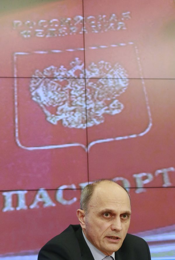 Брифинг, посвященный выдаче паспортов гражданам РФ в Крыму