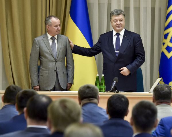 Президент Украины П.Порошенко представил нового главу СБУ Президент Украины П.Порошенко представил нового главу СБУ