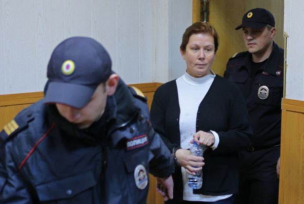 Рассмотрение ходатайства следствия об избрании меры пресечения Н.Шариной