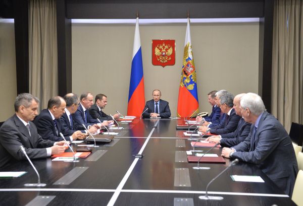 Президент России В.Путин провел заседание Совбеза РФ