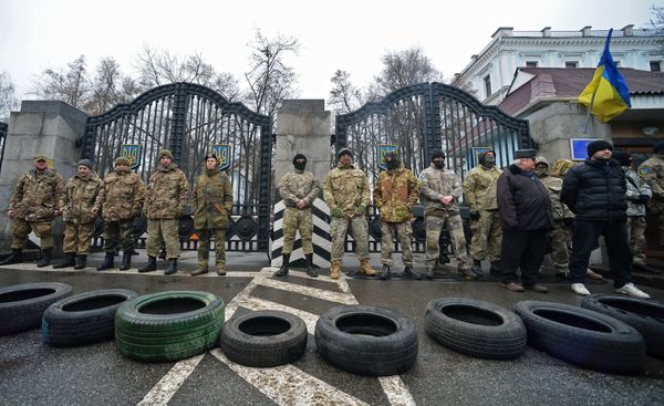 Митинг батальона Айдар у Минобороны Украины Митинг батальона Айдар у Минобороны Украины