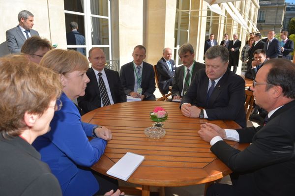 Визит президента РФ В.Путина во Францию Визит президента РФ В.Путина во Францию