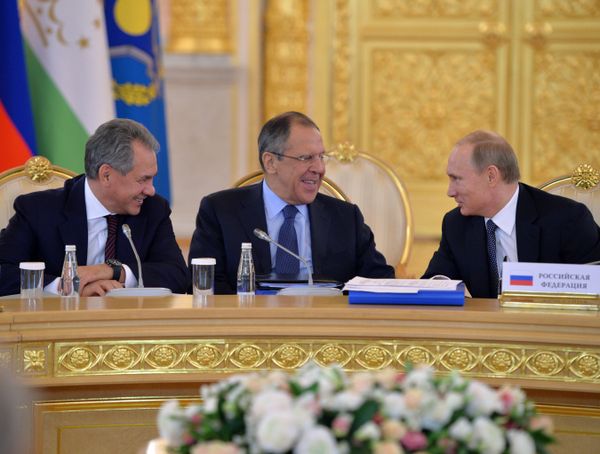 В.Путин принял участие в заседании Совета коллективной безопасности ОДКБ и заседании Высшего Евразийского экономического совета В.Путин принял участие в заседании Совета коллективной безопасности ОДКБ и заседании Высшего Евразийского экономического совета