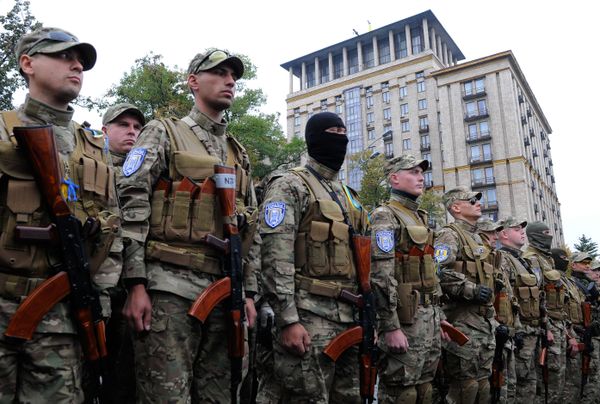 Отправка добровольческого батальона Сич в зону вооруженного конфликта