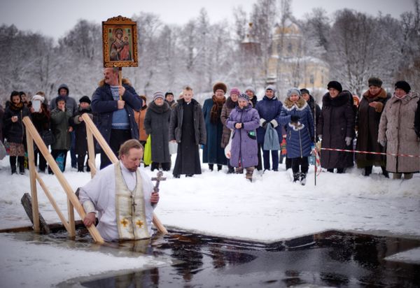 Праздник Крещение Господне в регионах России Праздник Крещение Господне в регионах России