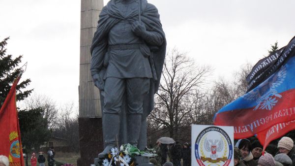 Открытие памятника Советскому солдату в ДНР Открытие памятника Советскому солдату в ДНР