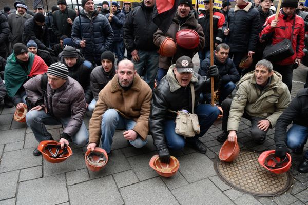 Митинг шахтеров у здания Верховной Рады Украины