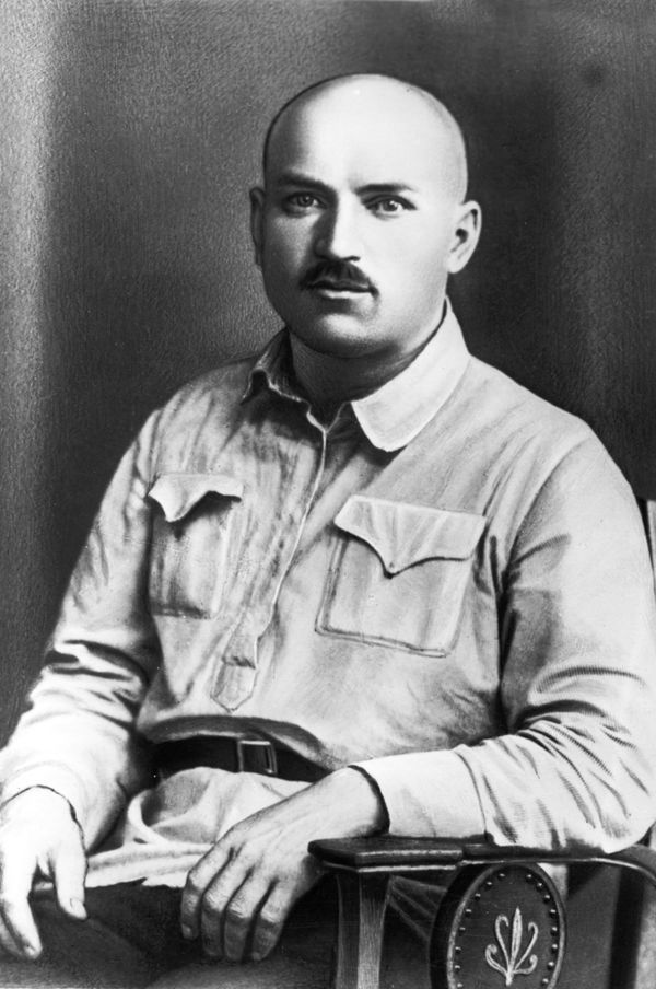 Ф.А.Сергеев (Артем) (1883 - 1921)