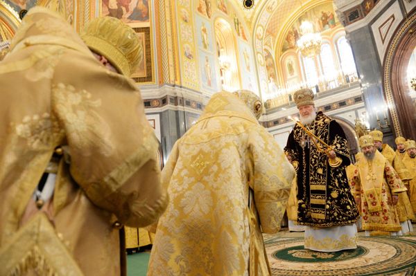 Патриарх Кирилл совершил литургию в день своей интронизации
