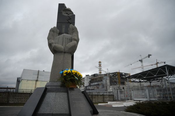 Чернобыльская зона отчуждения Чернобыльская зона отчуждения