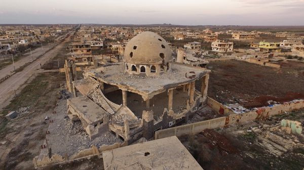 Освобожденный от террористов населенный пункт Осман в Сирии