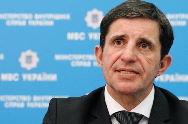 Брифинг советника министра внутренних дел Украины З.Шкиряка Брифинг советника министра внутренних дел Украины З.Шкиряка