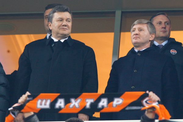 Футбол. ЛЧ УЕФА. Матч (Донецк, Украина) Шахтер - Арсенал (Лондон, Англия) Футбол. ЛЧ УЕФА. Матч (Донецк, Украина) Шахтер - Арсенал (Лондон, Англия)