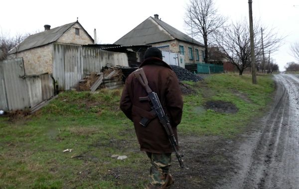 Последствия обстрелов поселка Зайцево в Донецкой области Последствия обстрелов поселка Зайцево в Донецкой области