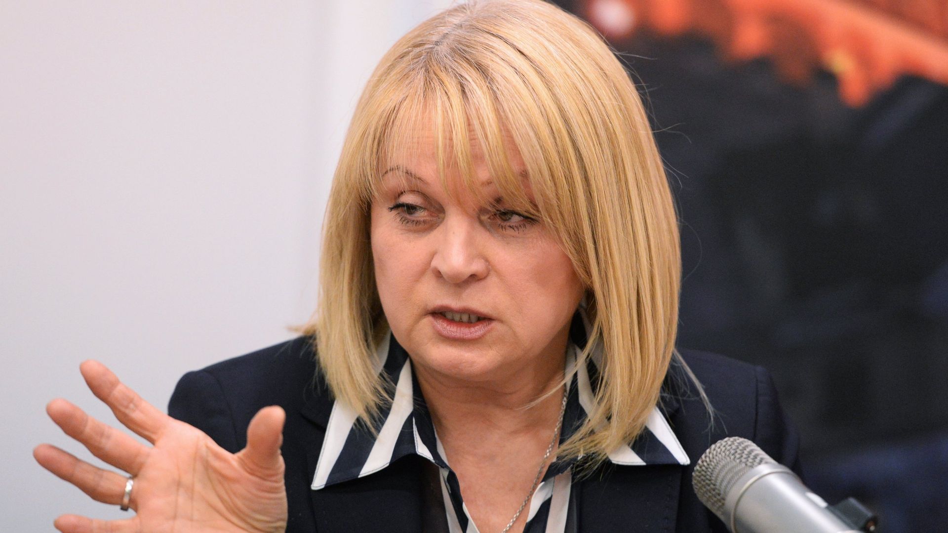 Э.Памфилова выступила на радиостанции Эхо Москвы Э.Памфилова выступила на радиостанции Эхо Москвы - РИА Новости, 1920, 04.08.2021