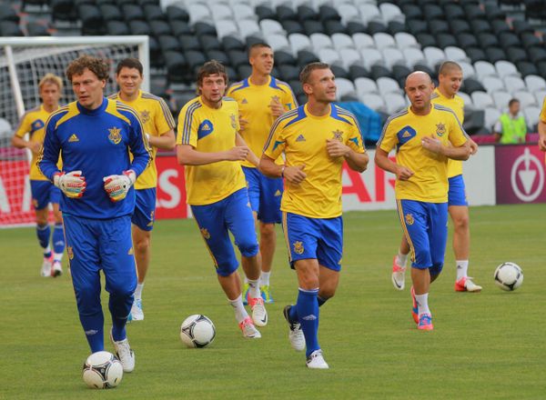 Футбол. ЕВРО - 2012. Тренировки сборных Украины и Франции