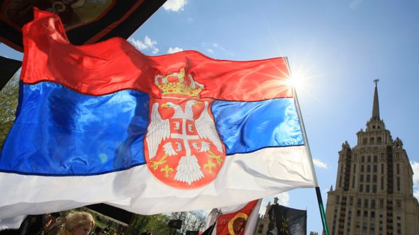 Сербский марш в поддержку территориальной целостности Сербии