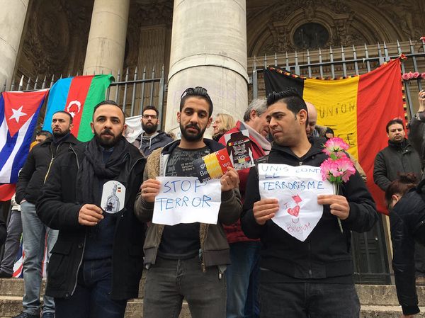 Минута молчания в память о жертвах теракта в Брюсселе Минута молчания в память о жертвах теракта в Брюсселе
