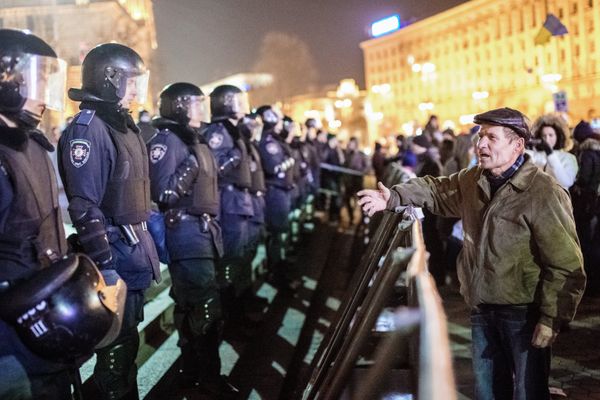 В Киеве продолжаются народные волнения В Киеве продолжаются народные волнения