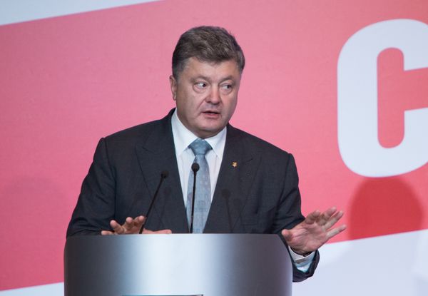Мэр Киева В.Кличко избран главой партии Блок Петра Порошенко Солидарность