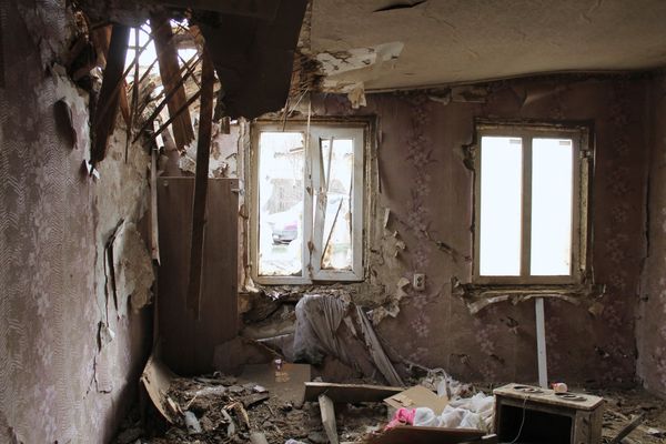 Последствия обстрела Макеевки в Донецкой области