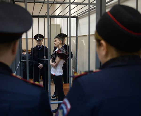 Рассмотрение жалобы на объединение двух уголовных дел против Н.Савченко