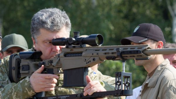 Петр Порошенко посетил Первую оперативную бригаду Национальной гвардии под Киевом