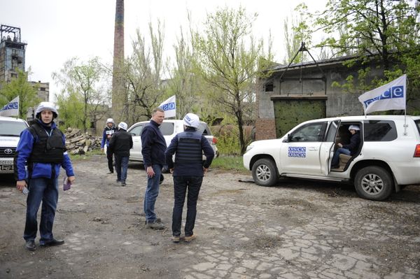 Миссия ОБСЕ запустила первую камеру видеонаблюдения на территории ДНР Миссия ОБСЕ запустила первую камеру видеонаблюдения на территории ДНР