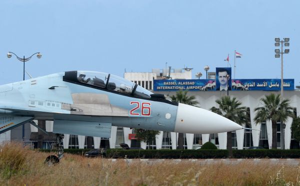 Авиабаза Хмеймим в Сирии Авиабаза Хмеймим в Сирии
