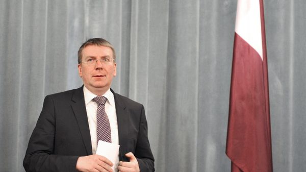 Глава МИД РФ С.Лавров провел рабочую встречу с главой МИД Латвии Э.Ринкевичем