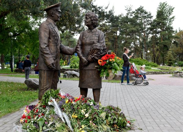 Памятник Ветеранам Второй Мировой войны установили в Киеве