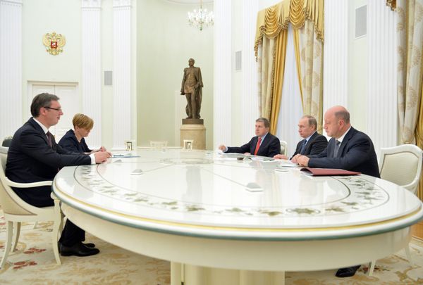 Рабочая встреча президента РФ В. Путина с премьер-министром Сербии А. Вучичем