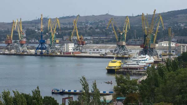 Города России. Феодосия