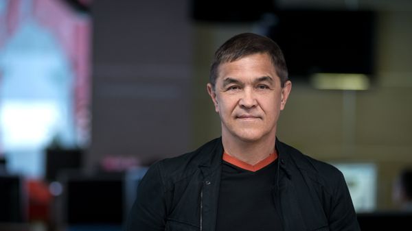 Искандер