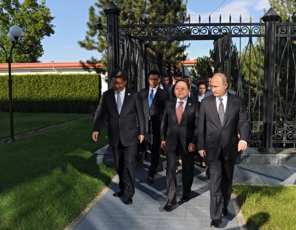 Визит президента РФ В. Путина в Узбекистан